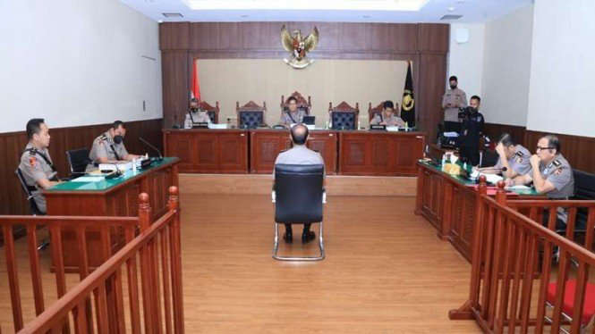 Terima Duit dari Kasus Narkoba, Eks Kapolres Bandara Soetta Dipecat